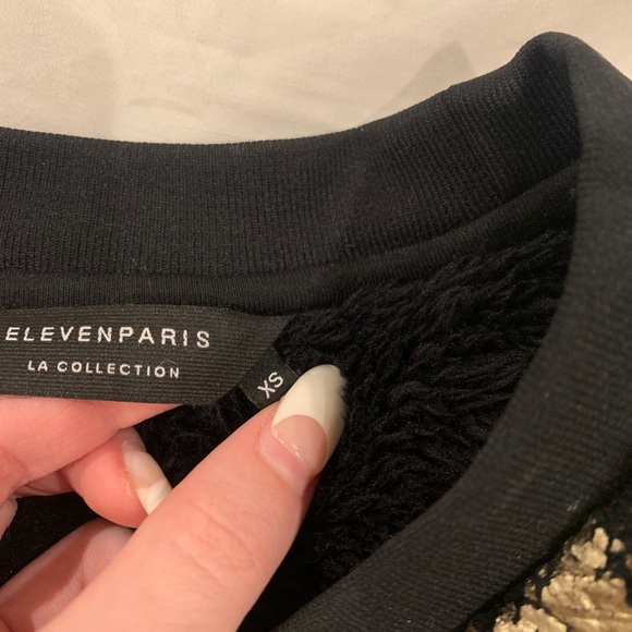 Fur crinkle crewneck - Picture 4 of 6